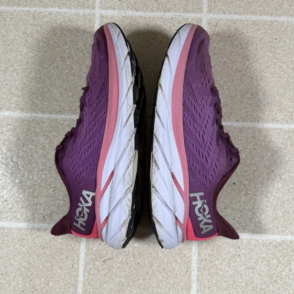 Hoka Clifton 8 Running Sneakers Womens US 8.5B Low Top 1119394 Purple Grape Wine